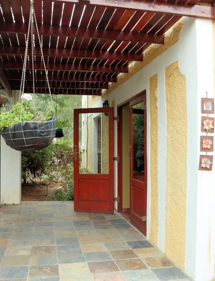 Steytlerville Villa Guest House Exterior photo