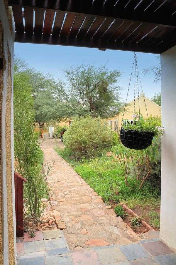 Steytlerville Villa Guest House Exterior photo