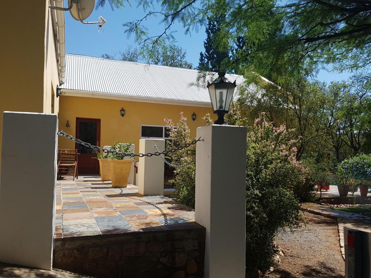 Steytlerville Villa Guest House Exterior photo